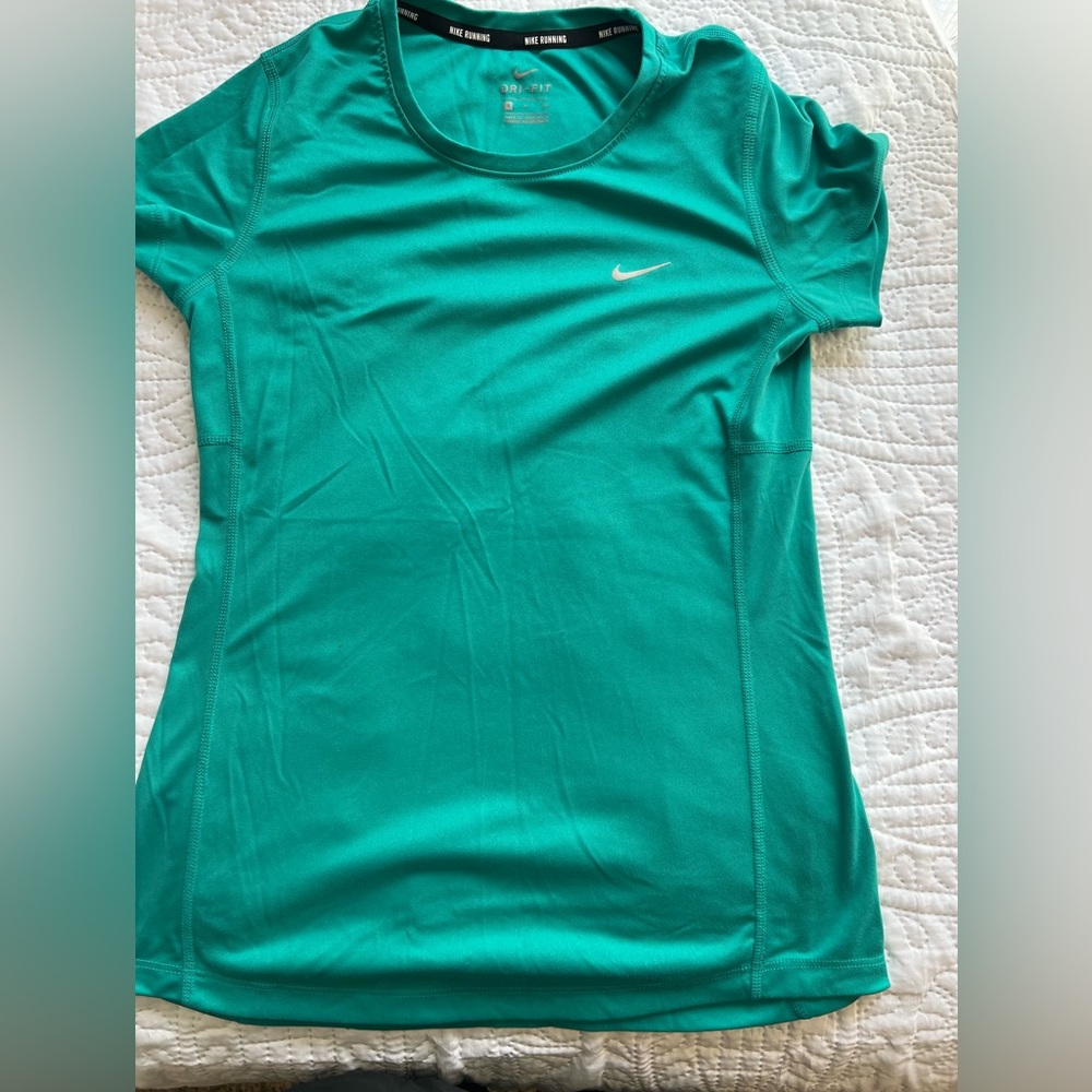 Nike dry fit miler tee